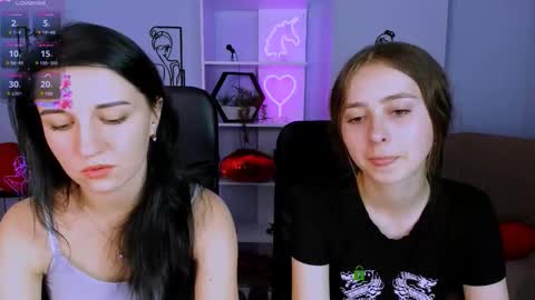 Lia online show from 10/04/25, 12:14