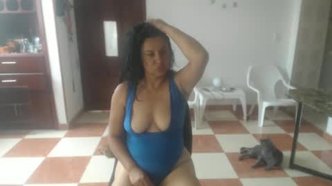 Snapshot of lia_taylor10 chatting on 06/24/26, 06:40 Lia online show from 06/24/26, 06:40