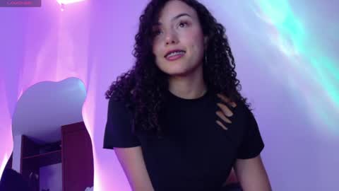 Lia online show from 04/10/26, 12:49