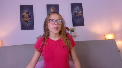 Snapshot of lia_valmont_18 chatting on 05/31/26, 06:31 Juliana online show from 05/31/26, 06:31