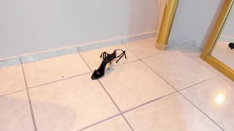 Snapshot of lia_walton__ chatting on 03/04/25, 02:53 liz walton online show from 03/04/25, 02:53