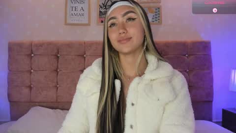 Snapshot of liaa_18 chatting on 02/19/25, 09:06 Liaa online show from 02/19/25, 09:06