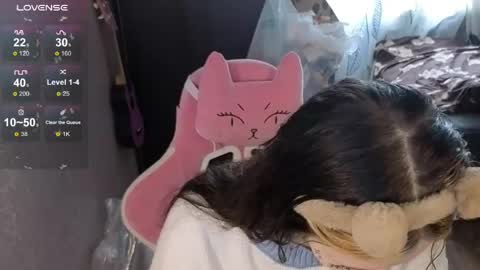 liaa_li online show from 04/14/26, 10:21