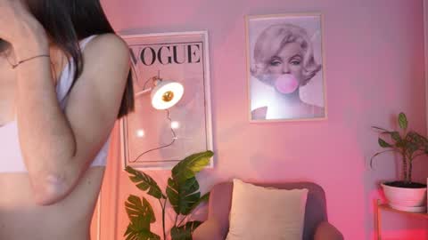 Lia  online show from 04/03/26, 12:14