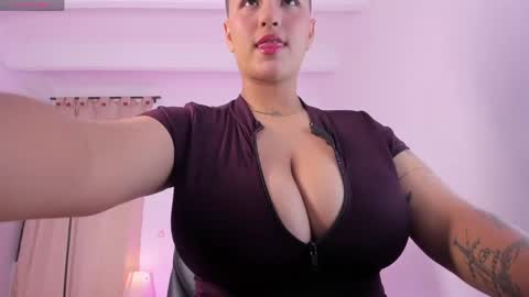 Snapshot of liaamoretzz chatting on 05/13/26, 03:04 liaa moretzz online show from 05/13/26, 03:04