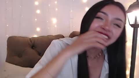Snapshot of liabunny_ chatting on 06/18/26, 01:50 Lia 3 online show from 06/18/26, 01:50