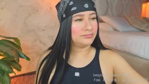 Snapshot of liacox chatting on 03/02/25, 02:30 Lia Cox online show from 03/02/25, 02:30