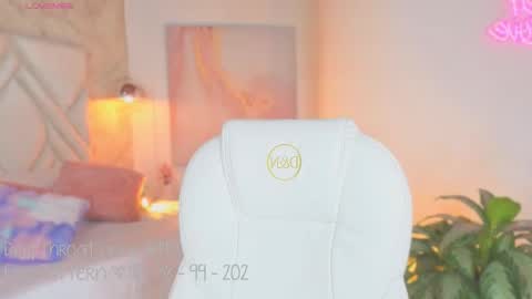 Snapshot of liacox chatting on 10/01/25, 03:01 Lia Cox online show from 10/01/25, 03:01