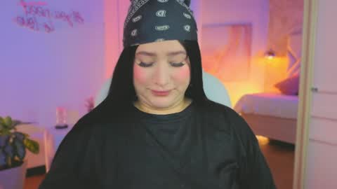 Lia Cox online show from 05/21/26, 08:16