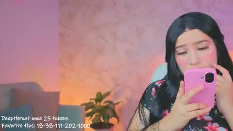 Snapshot of liacox chatting on 06/25/26, 08:13 Lia Cox online show from 06/25/26, 08:13