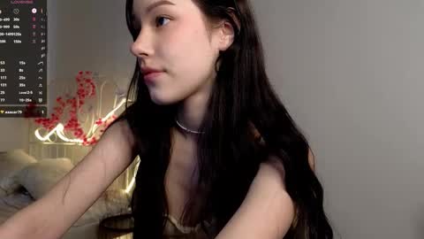 Lia  online show from 11/20/25, 08:58