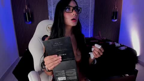 Liah online show from 04/18/26, 11:58