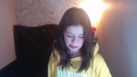 Snapshot of liaharrys chatting on 03/05/25, 03:40  Lia  online show from 03/05/25, 03:40
