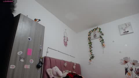 Snapshot of liahdiaz_ chatting on 03/25/26, 10:54 liahdiaz_ online show from 03/25/26, 10:54