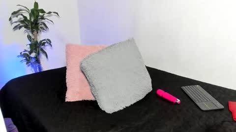 Snapshot of liahferrerr chatting on 11/21/25, 02:49 Liah Ferrer online show from 11/21/25, 02:49