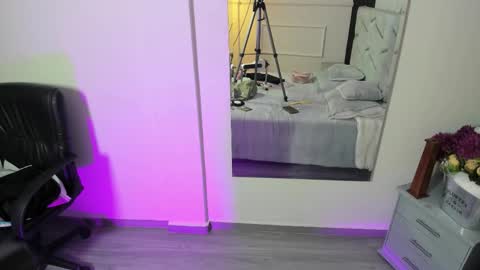 Snapshot of liahfontaine chatting on 12/02/25, 11:48 Liah Fontaine online show from 12/02/25, 11:48