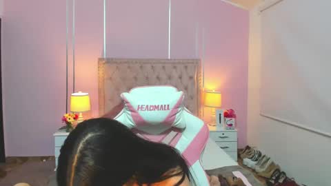 Liah online show from 03/10/25, 11:06