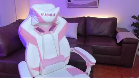 Liah online show from 11/05/25, 04:12