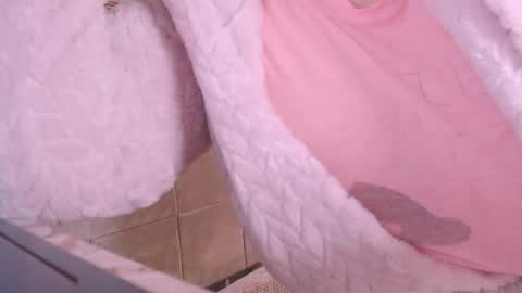 miss Lia  colection for travel online show from 01/21/25, 08:21