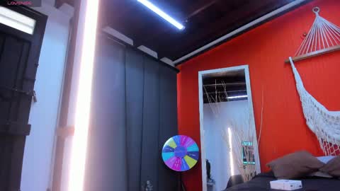 lia online show from 05/18/26, 04:13