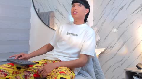 Liam online show from 01/25/25, 11:54