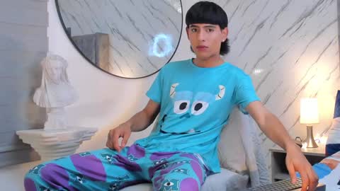 Liam online show from 01/28/25, 03:36