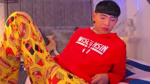 Liam online show from 02/18/25, 05:09