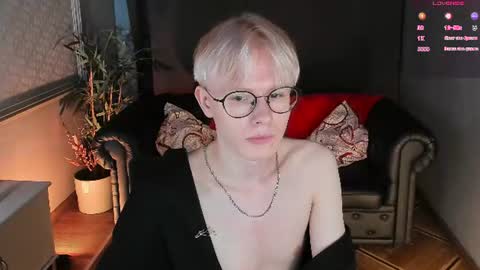 Snapshot of liam_blair chatting on 06/18/26, 05:30 LIAM online show from 06/18/26, 05:30