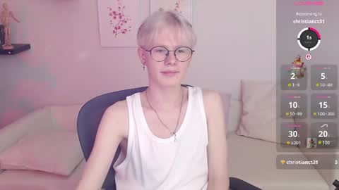 Snapshot of liam_blair chatting on 06/27/26, 05:56 LIAM online show from 06/27/26, 05:56
