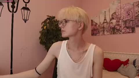 Snapshot of liam_blair chatting on 07/15/26, 10:20 LIAM online show from 07/15/26, 10:20
