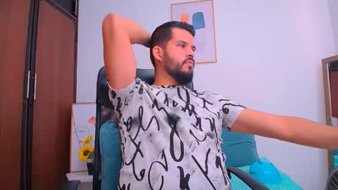 liam_borges online show from 01/27/25, 03:07