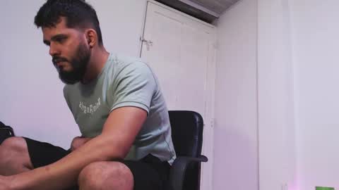 liam_borges online show from 02/28/25, 09:58