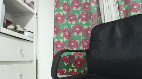 liam_borges online show from 03/10/25, 03:23