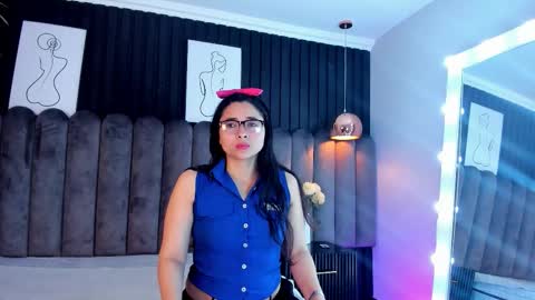 Snapshot of liam_davies_ chatting on 11/13/25, 08:19 Camila online show from 11/13/25, 08:19