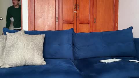 Liam online show from 11/26/25, 01:34