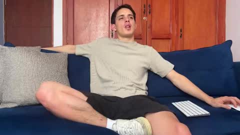 Liam online show from 11/28/25, 04:31