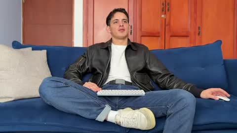 Liam online show from 04/22/26, 02:07