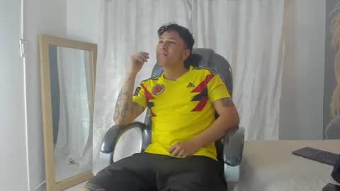 Snapshot of liam_fox7 chatting on 07/04/26, 03:45 Liam online show from 07/04/26, 03:45