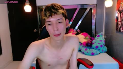 liam_green1 online show from 03/04/26, 07:20