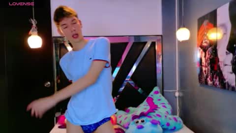 liam_green1 online show from 03/05/26, 08:16