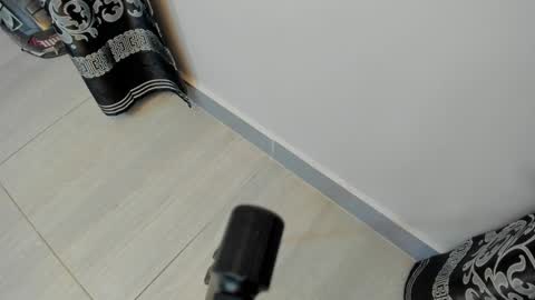 LIAM KLEIN online show from 02/04/25, 11:16