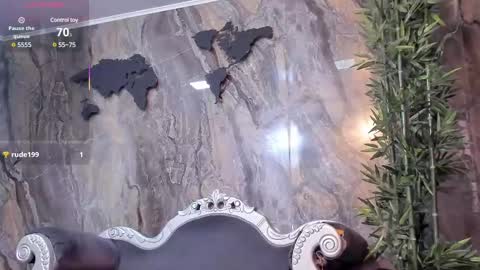 LIAM KLEIN online show from 03/04/25, 02:10