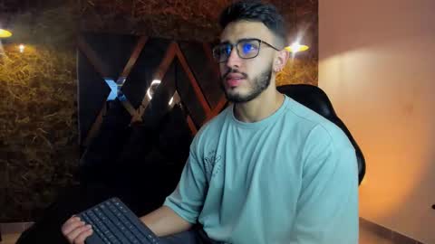 LIAM KLEIN online show from 01/11/26, 04:12