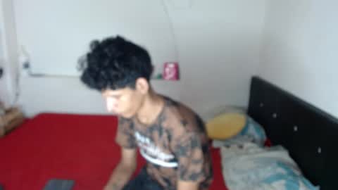 Snapshot of liam_mendoza chatting on 10/06/25, 03:04 liam_mendoza online show from 10/06/25, 03:04