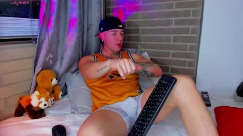 liam online show from 02/25/26, 04:00