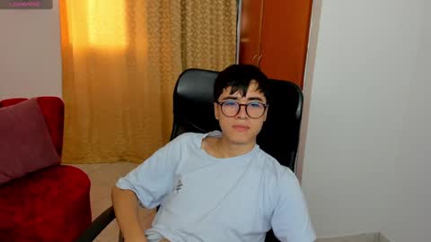 Snapshot of liam_orion chatting on 02/26/25, 09:58 LIAM online show from 02/26/25, 09:58