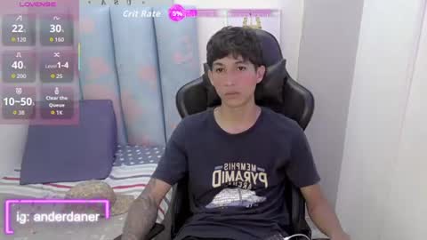 Snapshot of liam_play chatting on 06/21/26, 04:04 LIAM online show from 06/21/26, 04:04