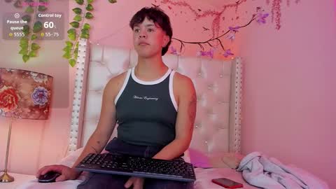 LIN online show from 02/23/26, 02:47