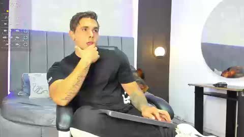 Liam online show from 09/08/25, 09:14