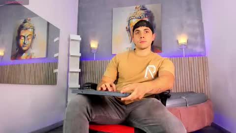 Liam online show from 09/21/25, 08:10